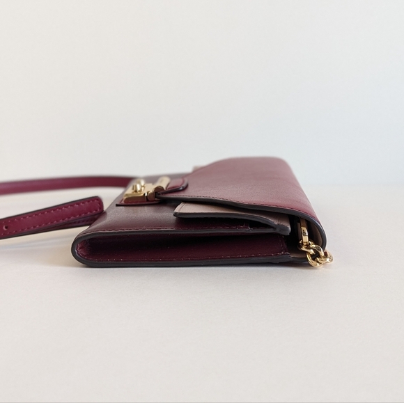 Michael Kors Sloan Convertible Color-Block Leather Chain Crossbody Wallet - Picture 6 of 15